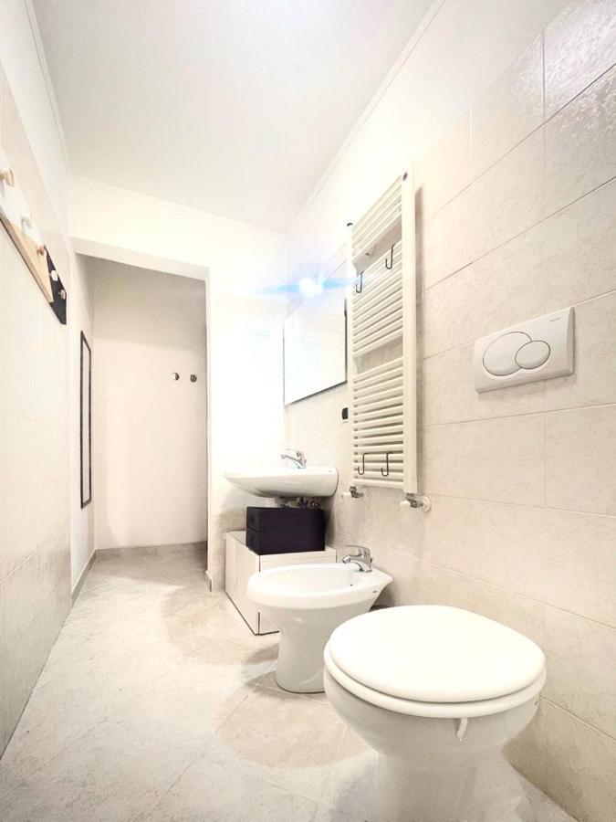Ferienwohnung A Casa Di Pizz - Bilocale Con Parcheggio Privato Savona Exterior foto